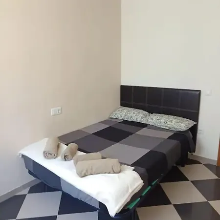 Piso Delfin Playa Apartment *
