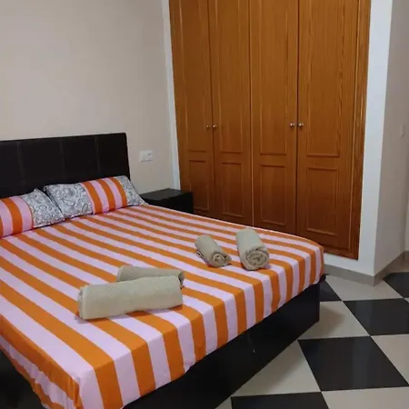 Piso Delfin Playa * Монкофар